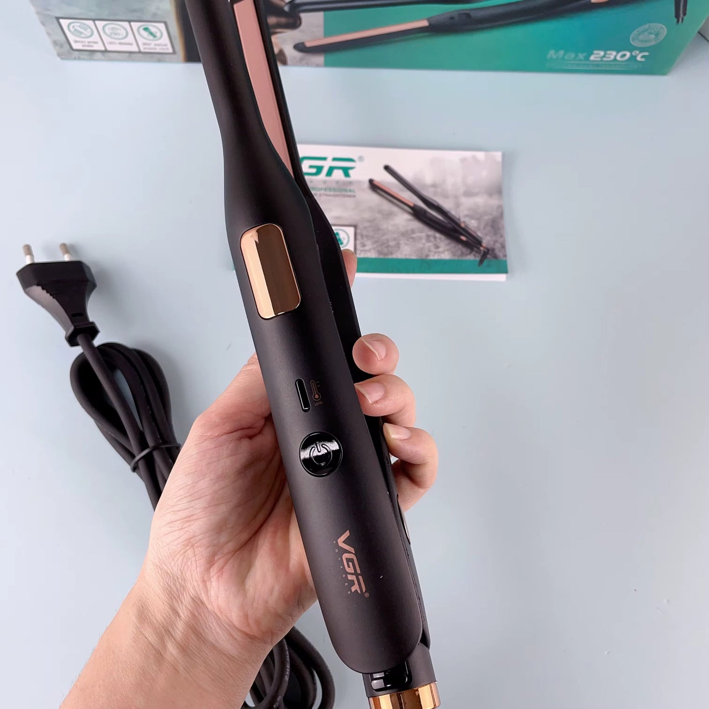 VGR V-523 Professional Hair Straightener – 9mm Plates & LED Display